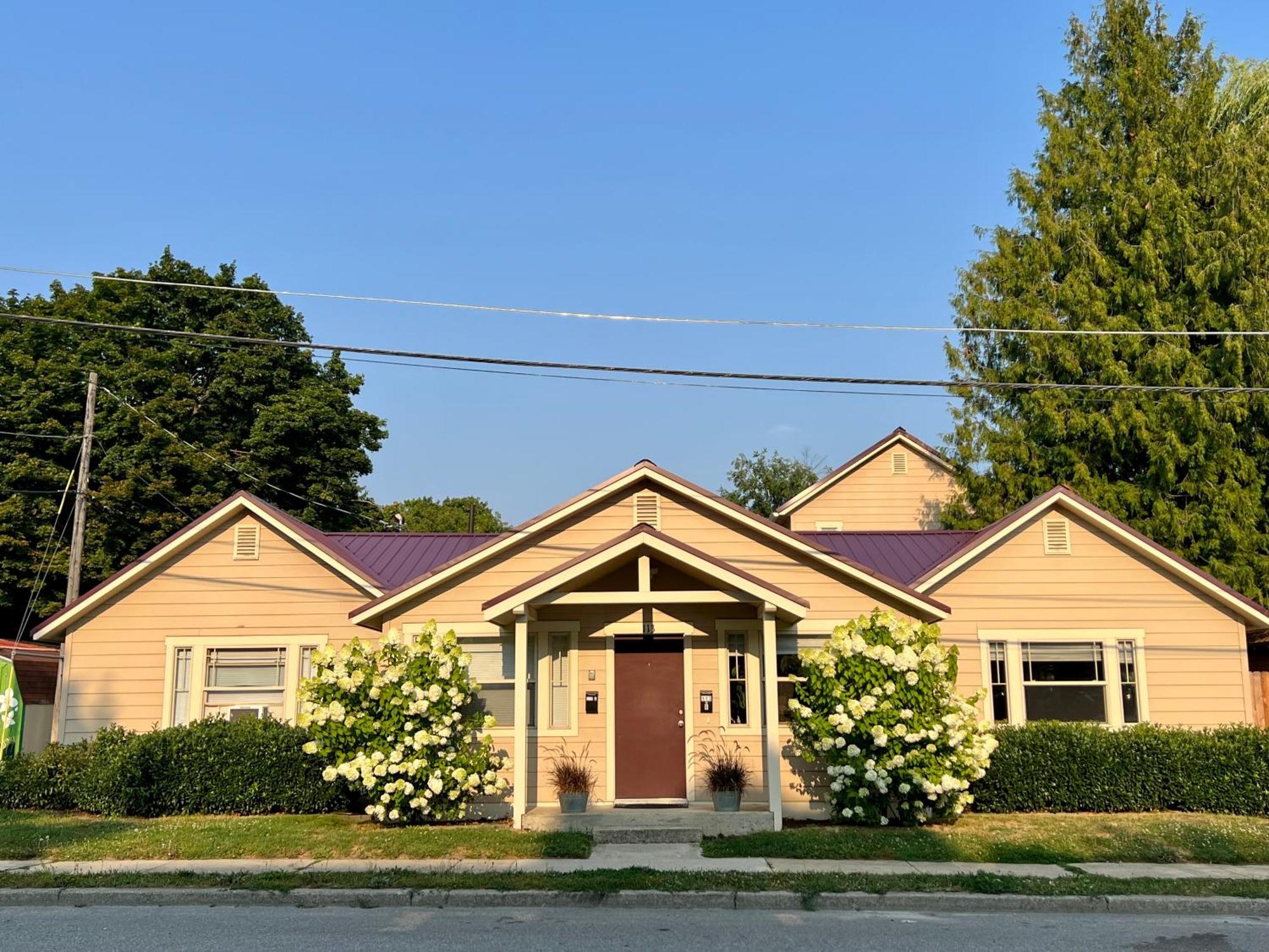 Holiday home Great Downtown Location!